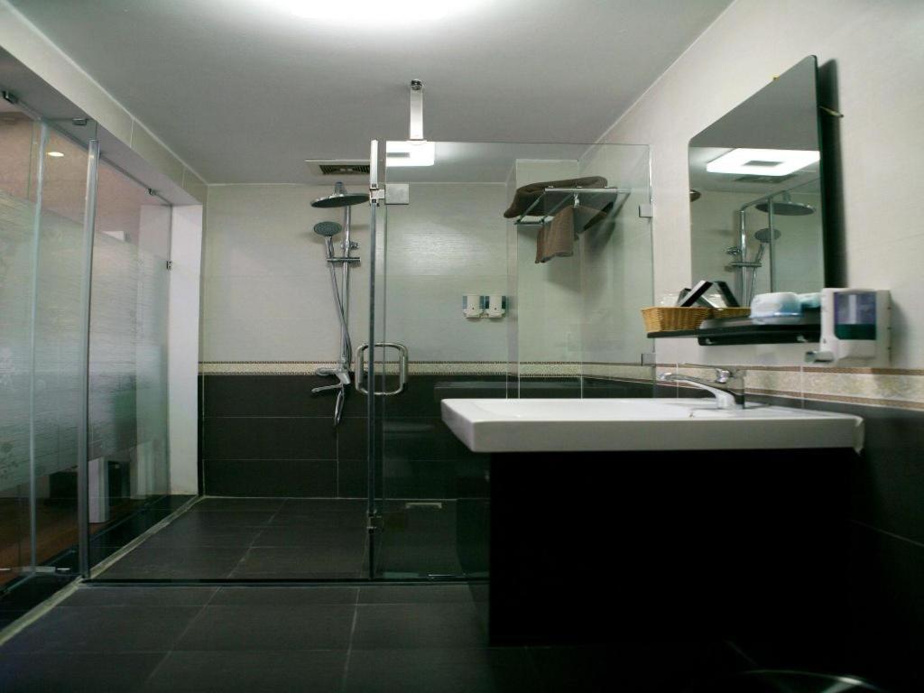 Milan Otel Hanoi Dış mekan fotoğraf